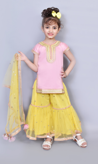 Pink kurti yellow sarara