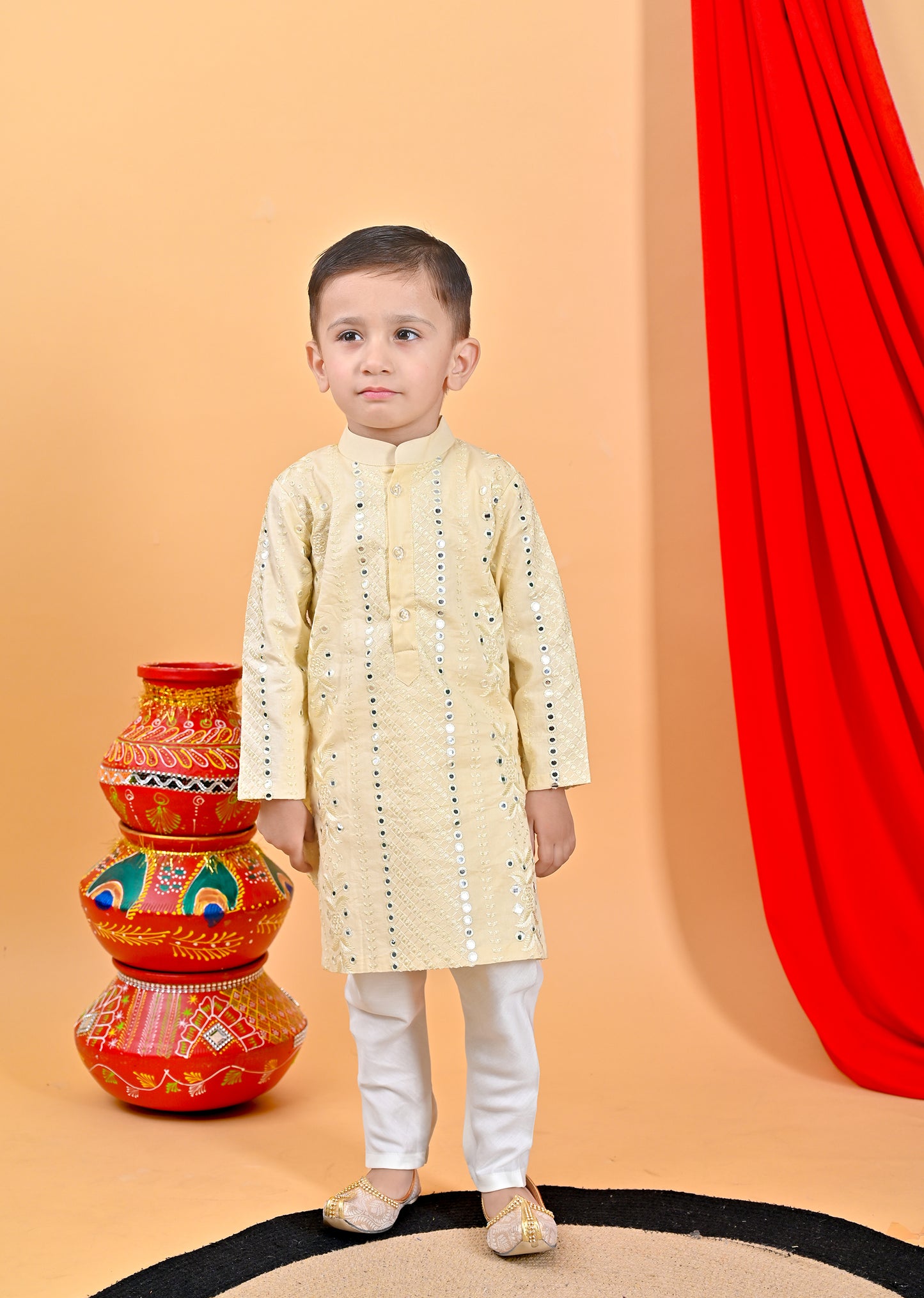 Bedge Embroidery Kurta Off White Chudidar