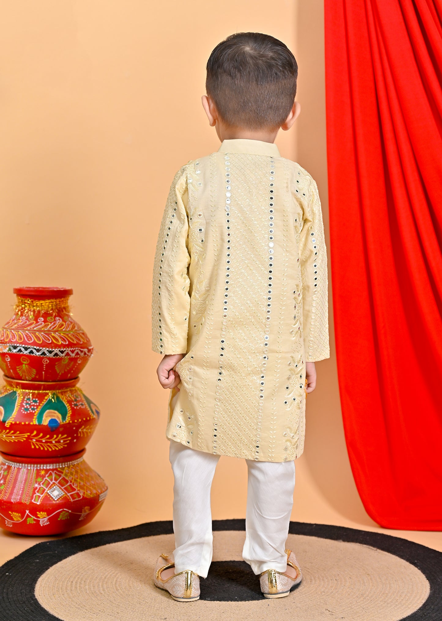 Bedge Embroidery Kurta Off White Chudidar