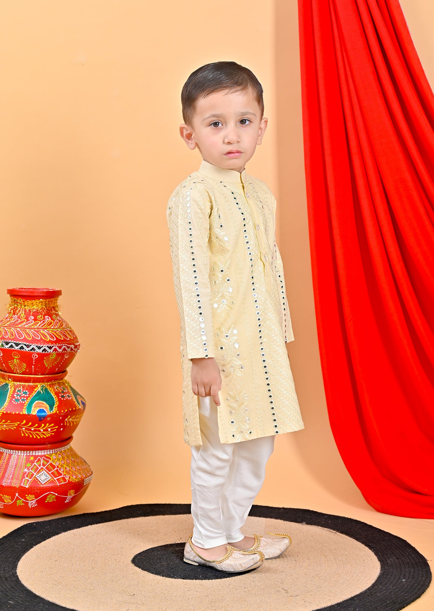 Bedge Embroidery Kurta Off White Chudidar