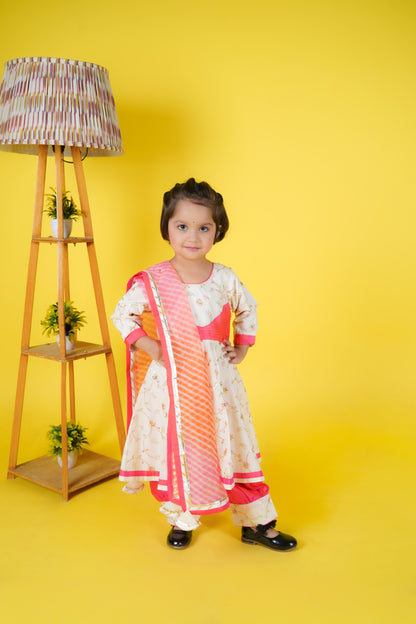 Crepe Kurti With Matched Pant & Dupatta