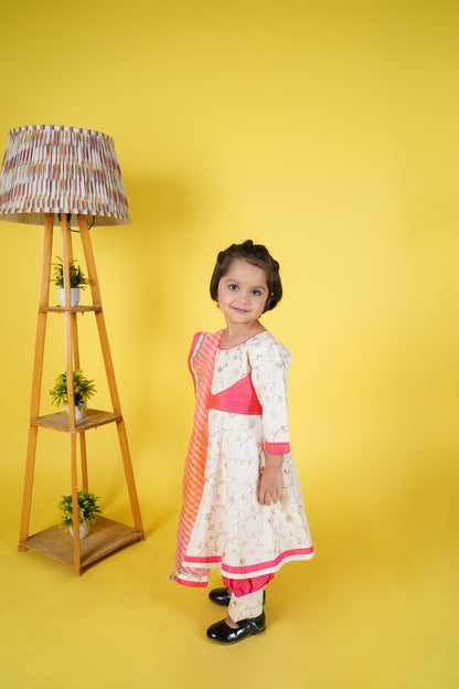 Crepe Kurti With Matched Pant & Dupatta