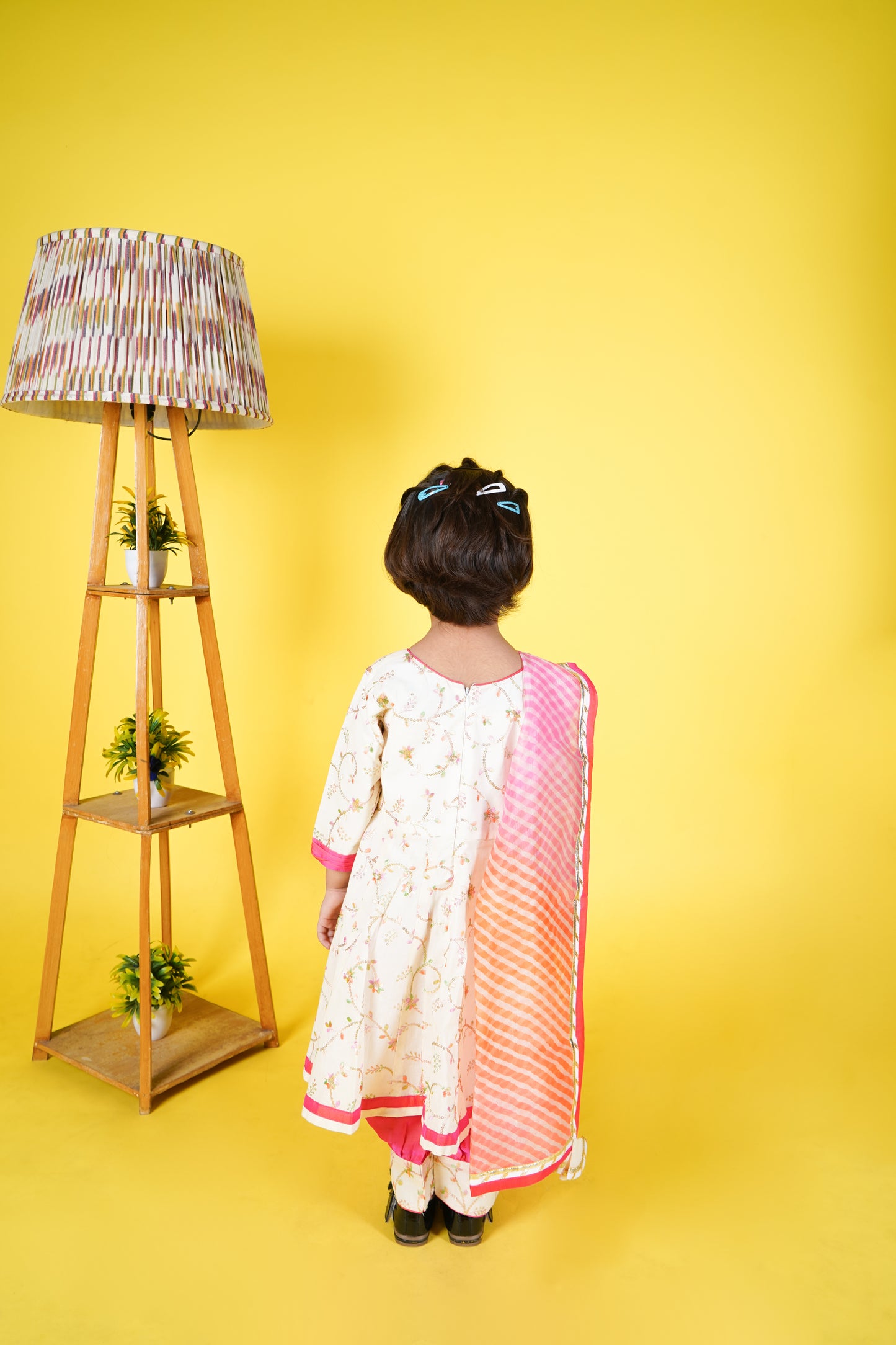 Crepe Kurti With Matched Pant & Dupatta