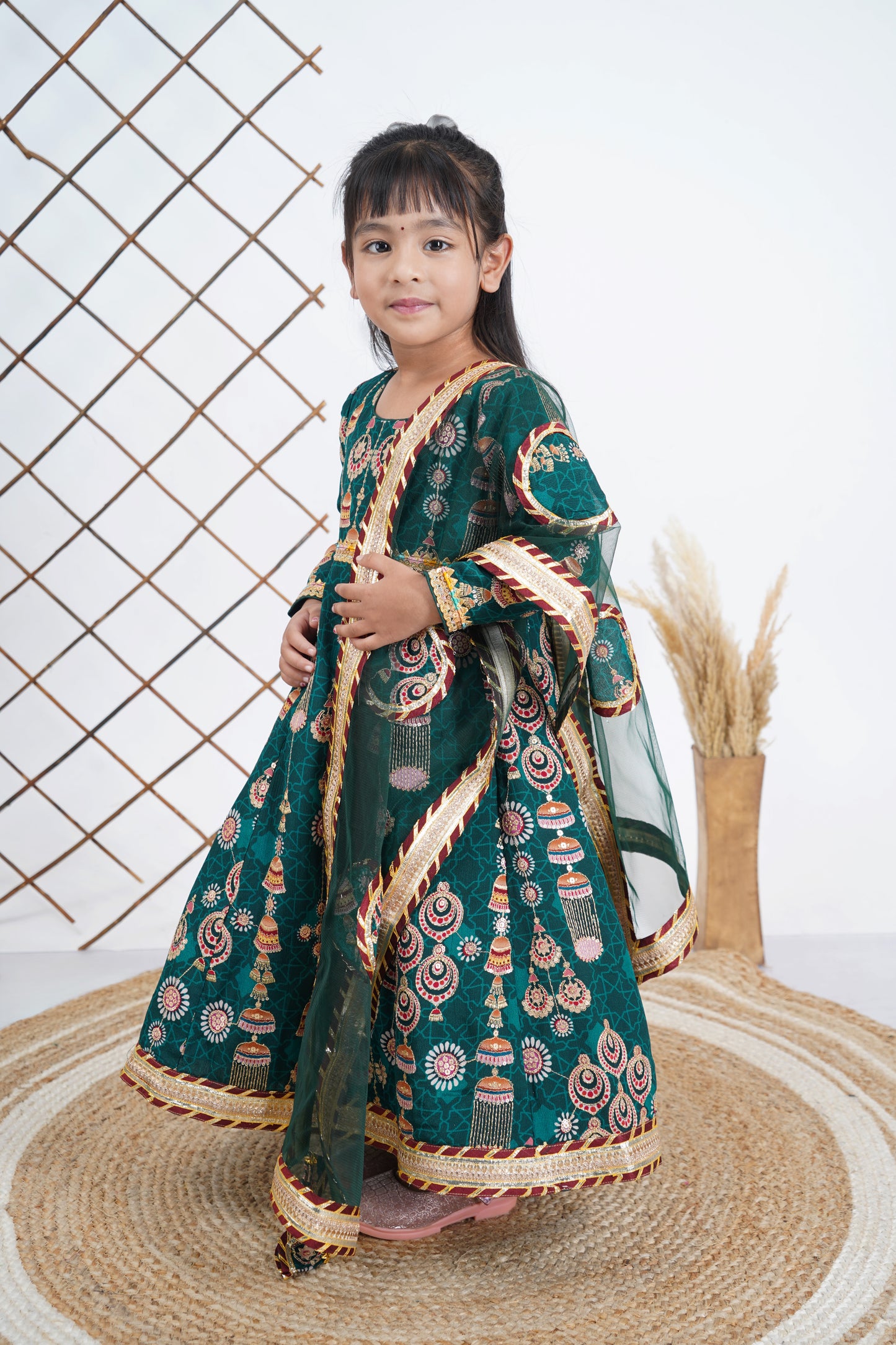 Green Embroidary Anarkali