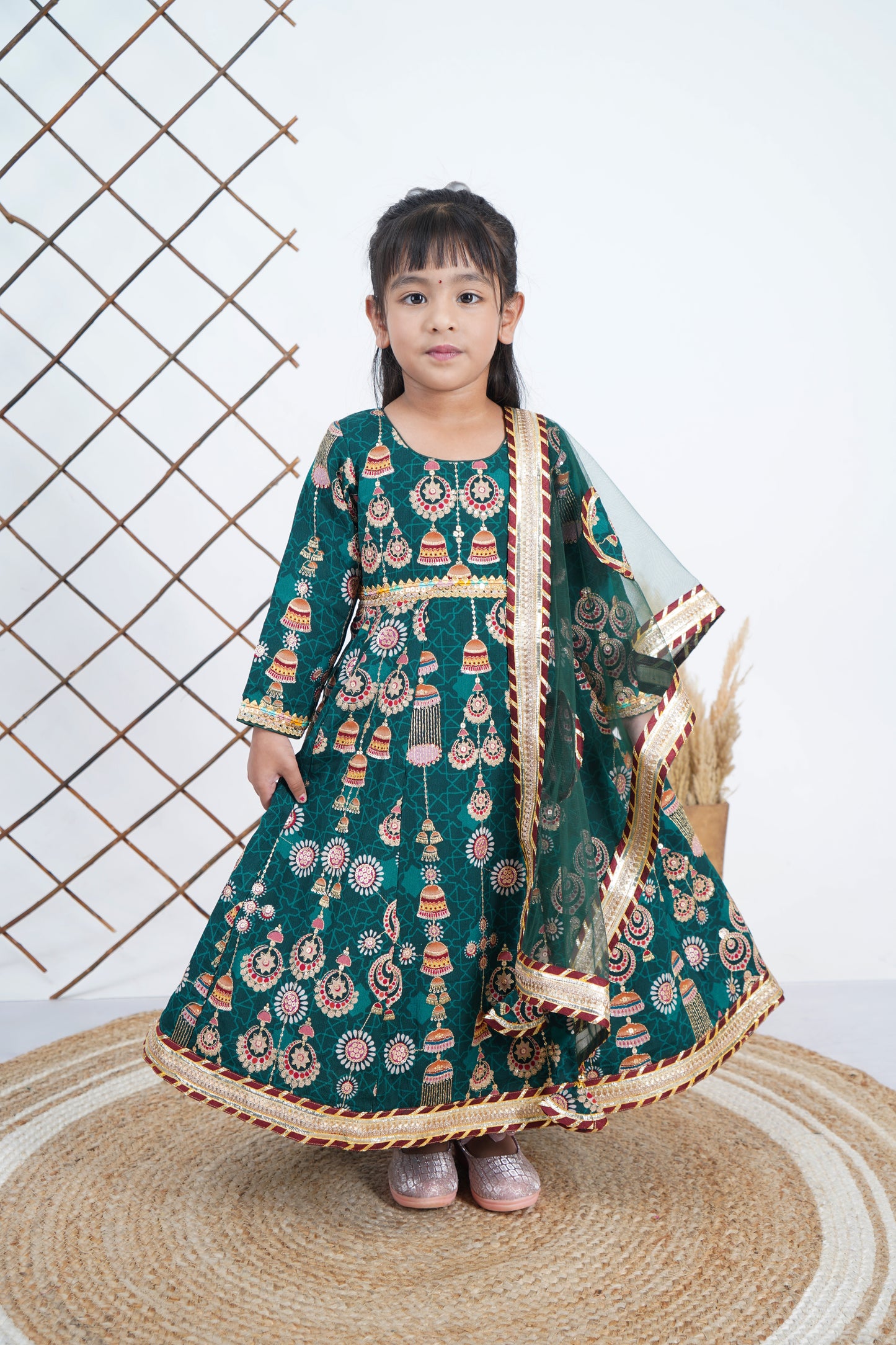 Green Embroidary Anarkali