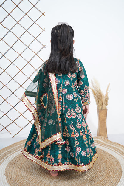 Green Embroidary Anarkali