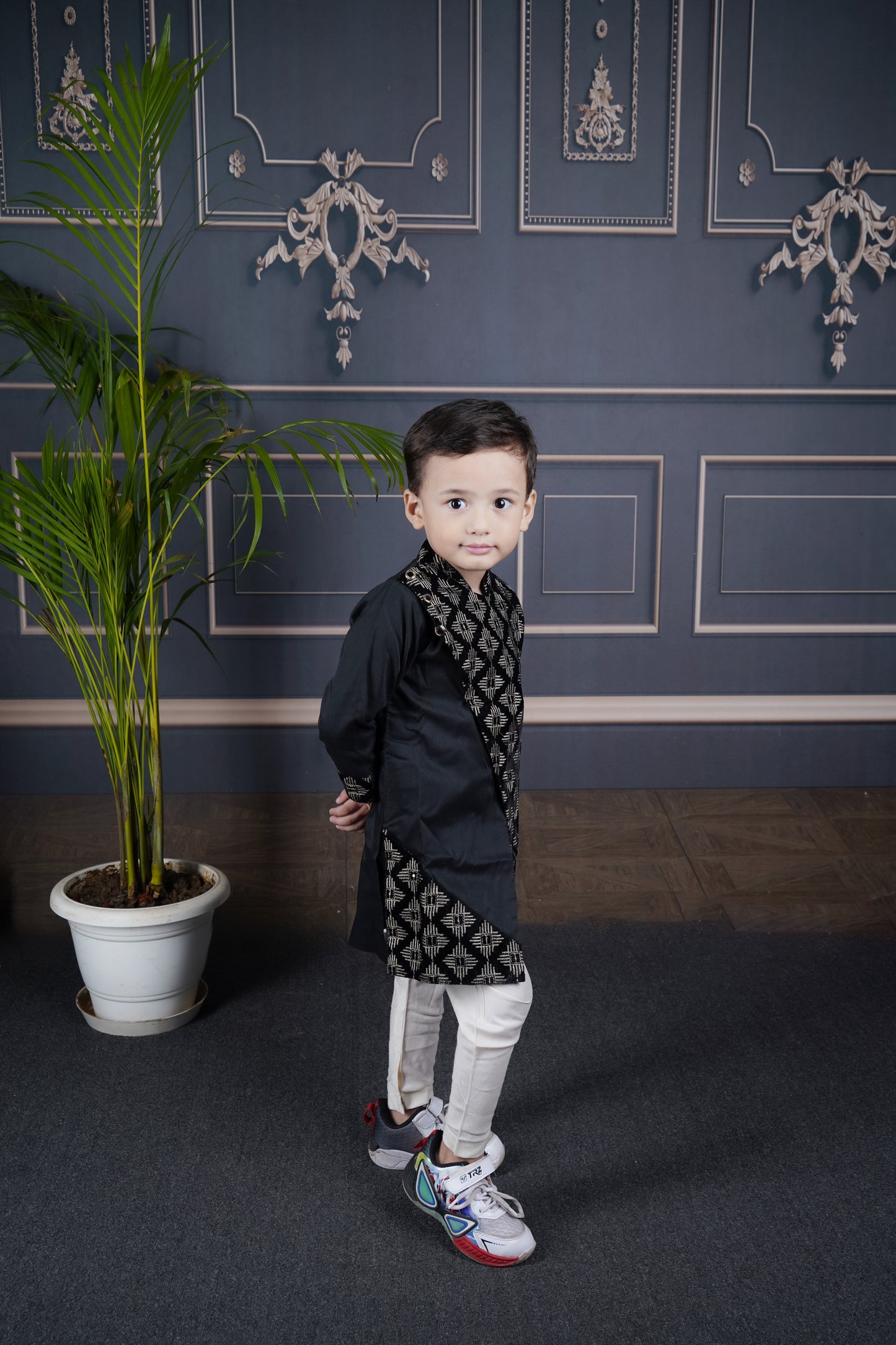 Black embroidery Kurta White Pant